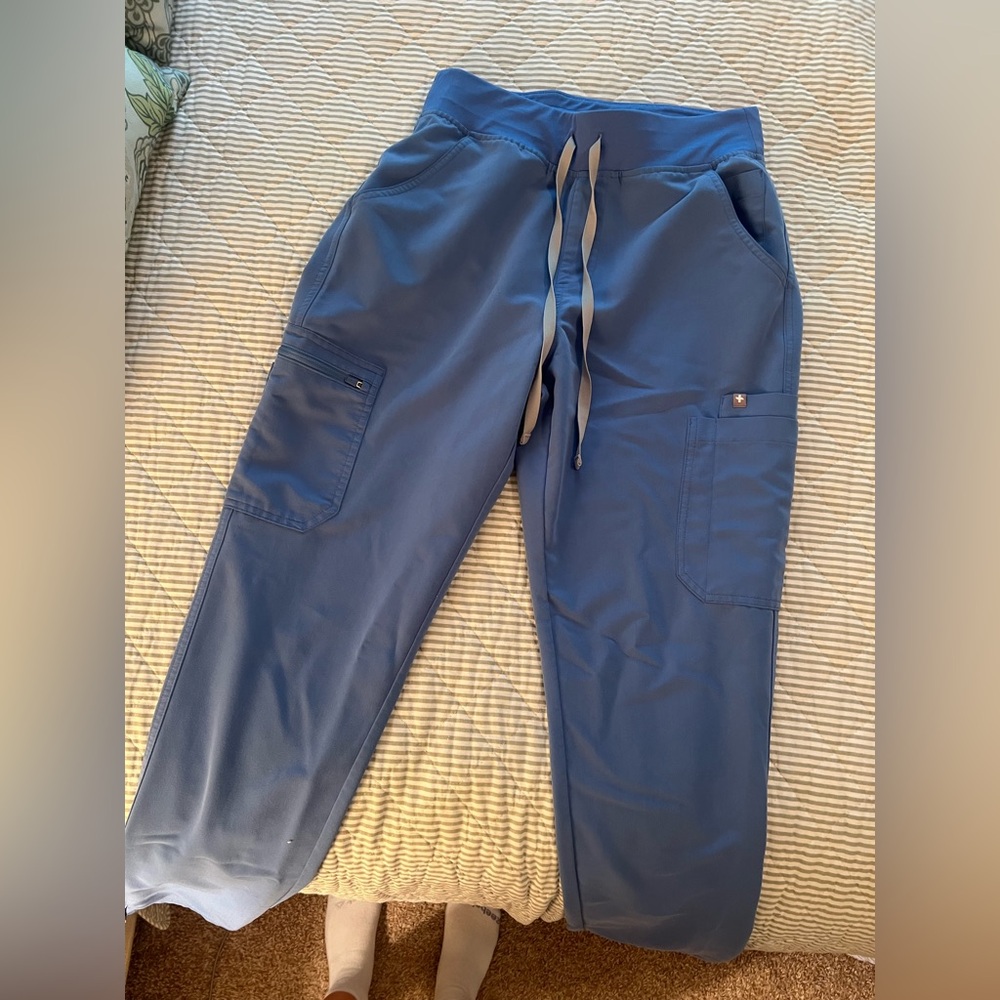 Figs Ceil Blue M Tall Scrub Pants